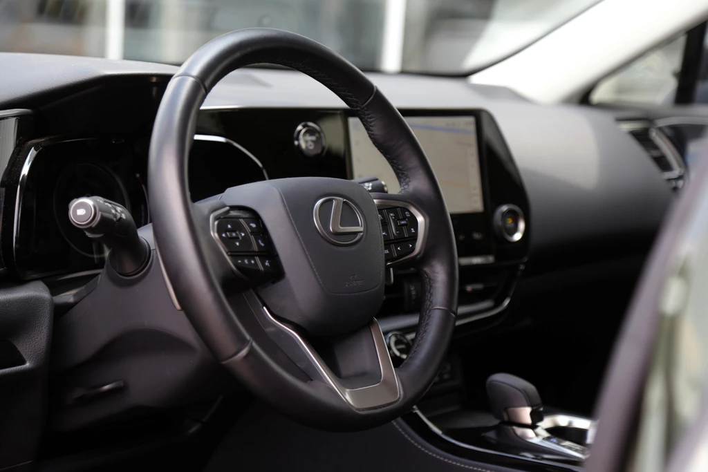 Lexus NX – foto 33
