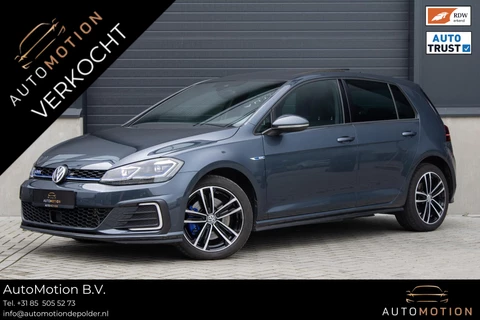 Volkswagen Golf 7.5 1.4 TSI PHEV GTE PANO CAMERA KEYLESS ACC