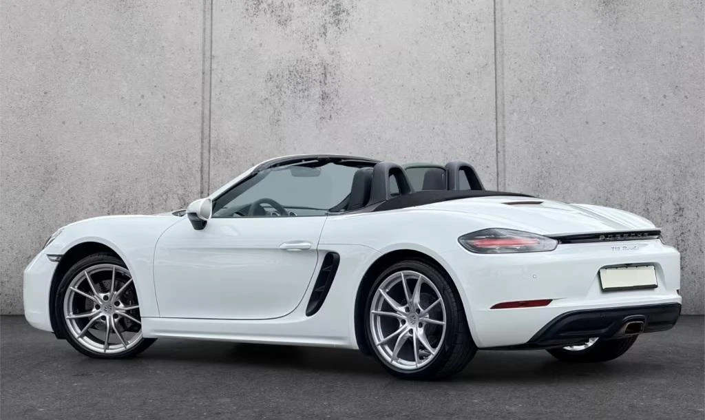 Porsche 718 – foto 5