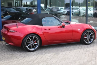 Mazda MX-5 – thumbnail 10