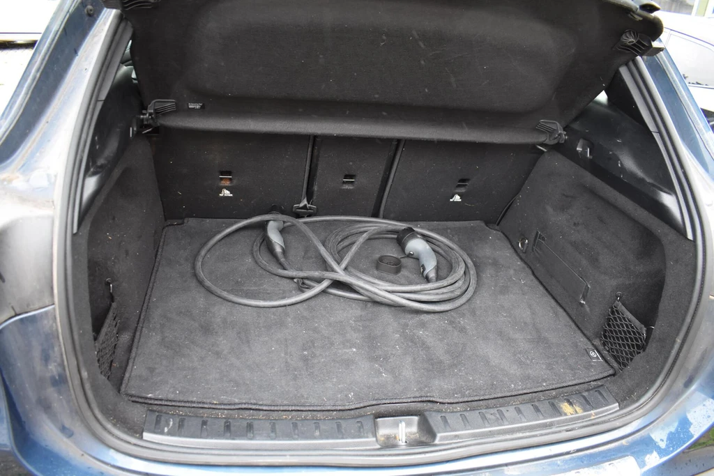 Mercedes-Benz EQA – foto 15