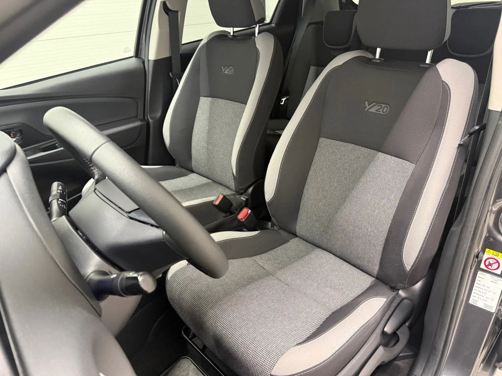 Toyota Yaris – foto 14