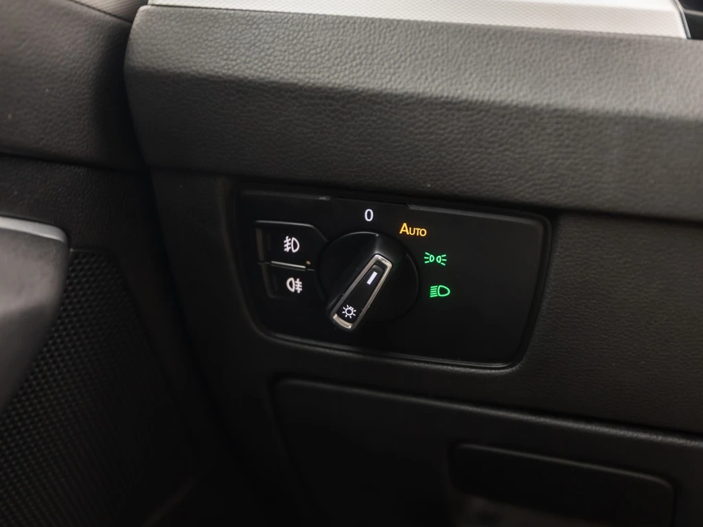 Volkswagen Passat – foto 22