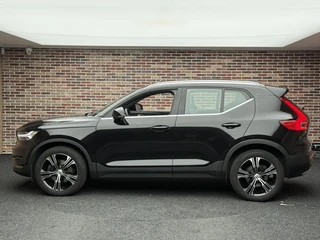 Volvo XC40 – thumbnail 2