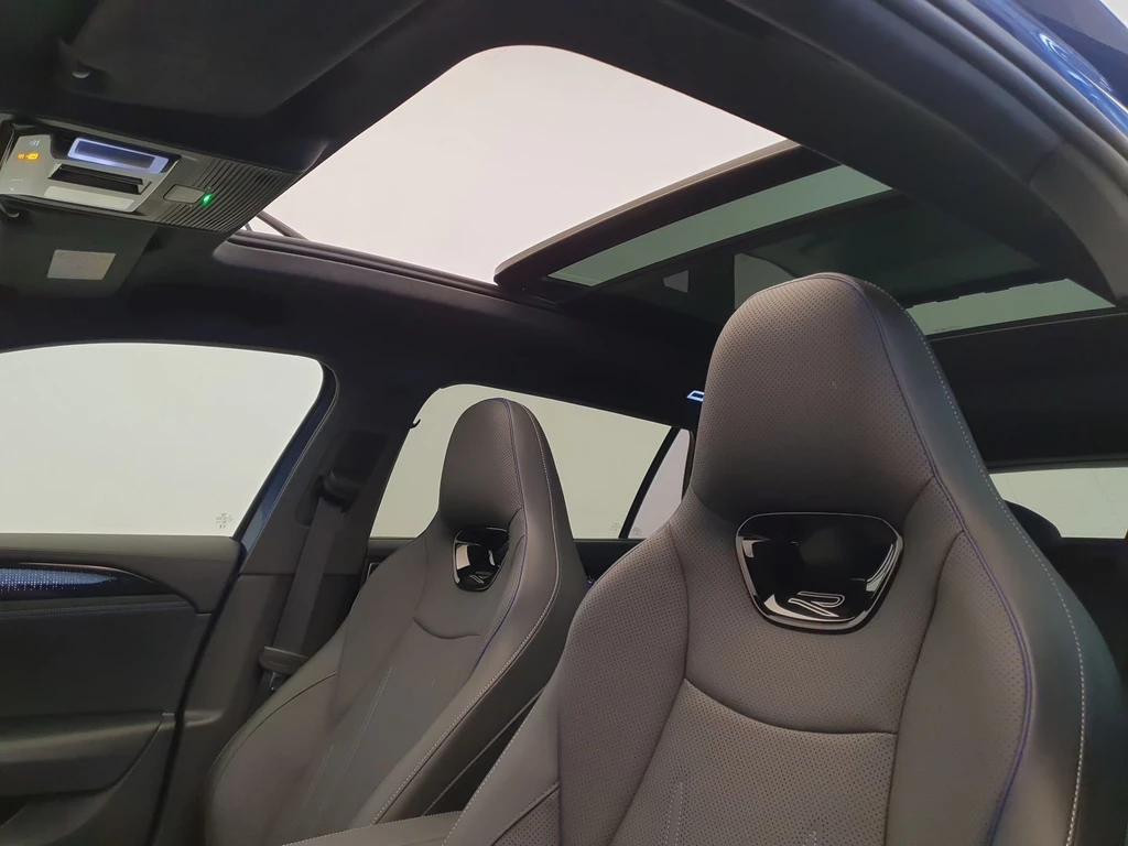 Volkswagen Passat – foto 25
