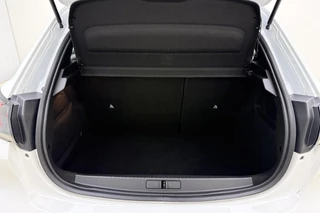 Peugeot 208 – thumbnail 10