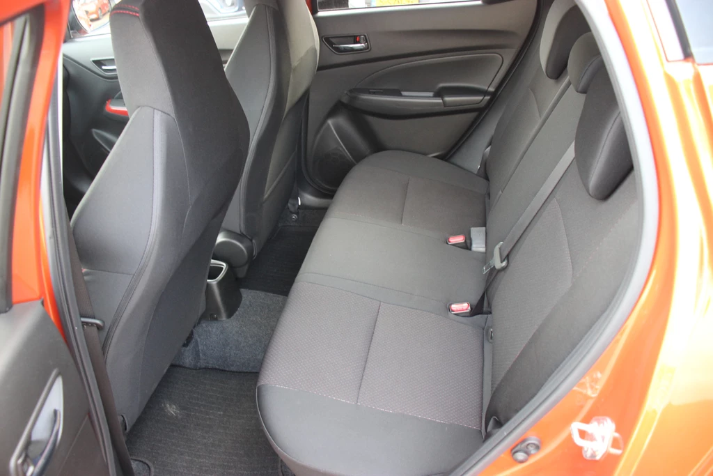 Suzuki Swift – foto 12