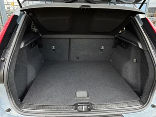 Volvo XC40 – thumbnail 23