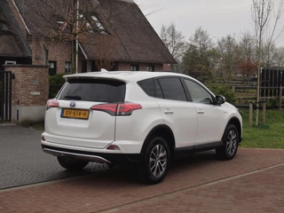 Toyota RAV4 – thumbnail 6