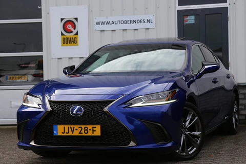 Lexus ES 300h F Sport *Lexus fabrieksg.t/m07-2031*Perfect Lexus Onderh.*Schuifdak/ACC/Leder/F-Sport 4x/Keyless Entry+Go/Stoelverw./Memorie/Dodehoek/Camera/LED/DAB/Parkeersens.V+A/19 inch LM*