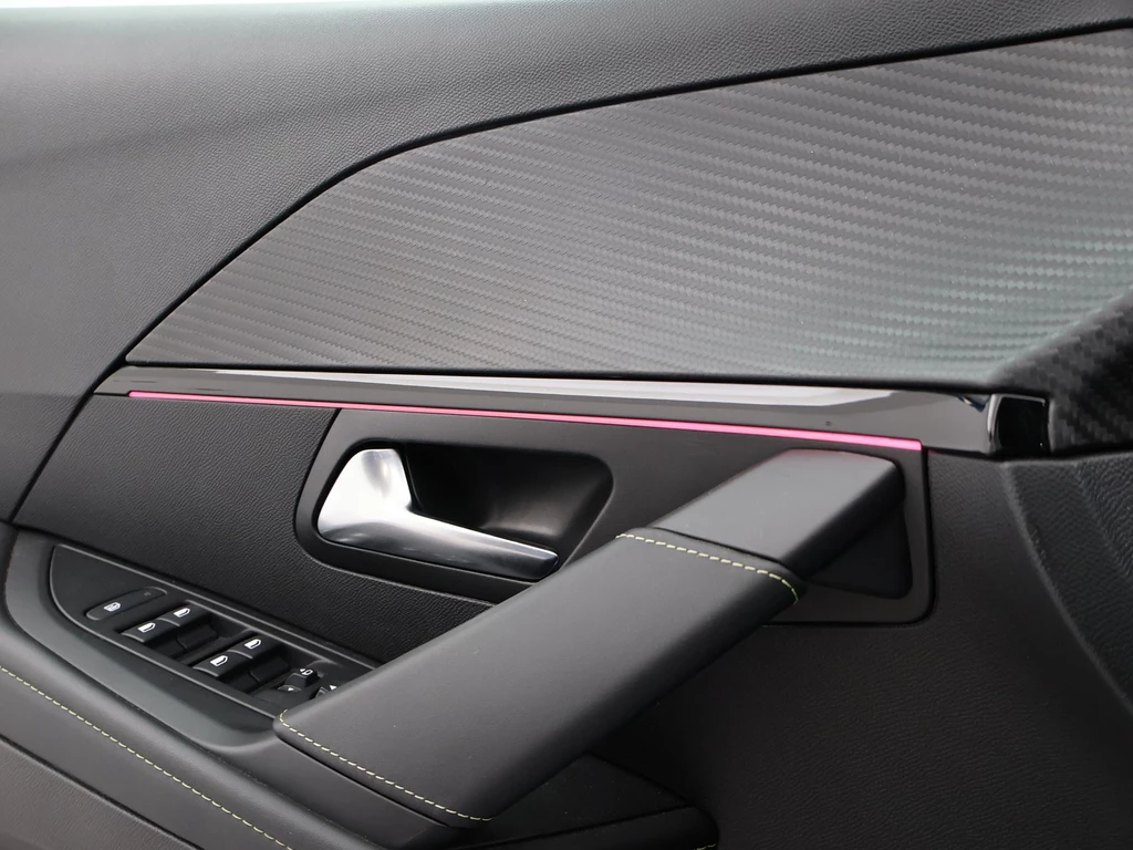 Peugeot 208 – foto 33