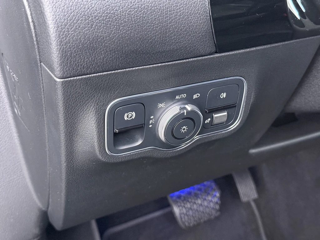 Mercedes-Benz EQA – foto 32