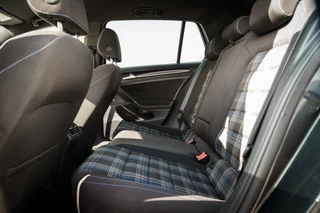 Volkswagen Golf – thumbnail 16