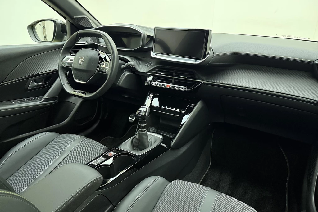 Peugeot 208 – foto 15