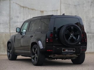 Land Rover Defender – thumbnail 3