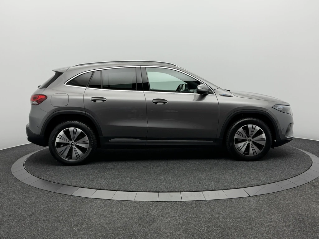 Mercedes-Benz EQA – foto 6