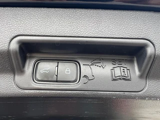 Ford Explorer – thumbnail 19