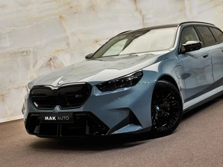 BMW M5 – thumbnail 2
