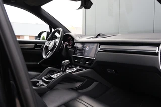 Porsche Cayenne – thumbnail 18