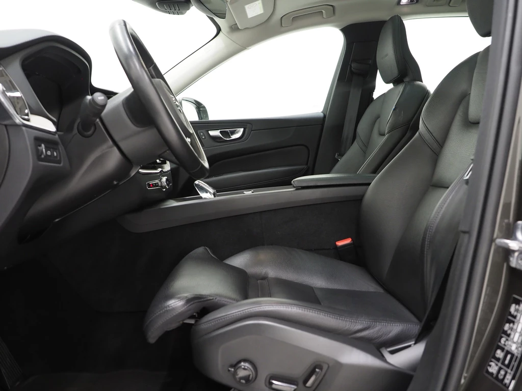Volvo XC60 – foto 16