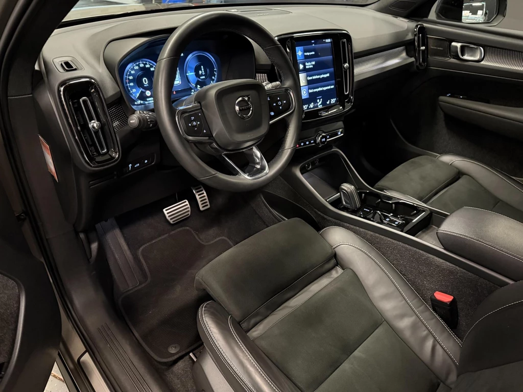 Volvo XC40 – foto 18