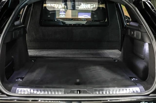 Land Rover Range Rover Velar – thumbnail 25