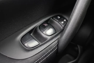 Nissan QASHQAI – thumbnail 16