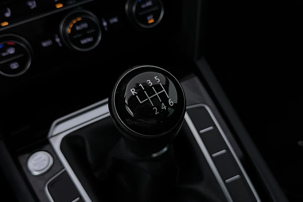 Volkswagen Passat – foto 18