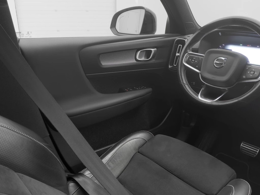 Volvo XC40 – foto 27