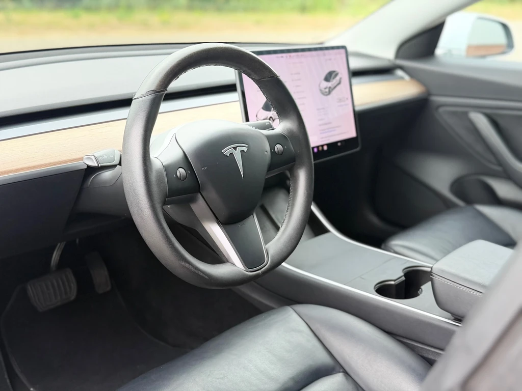 Tesla Model 3 – foto 14