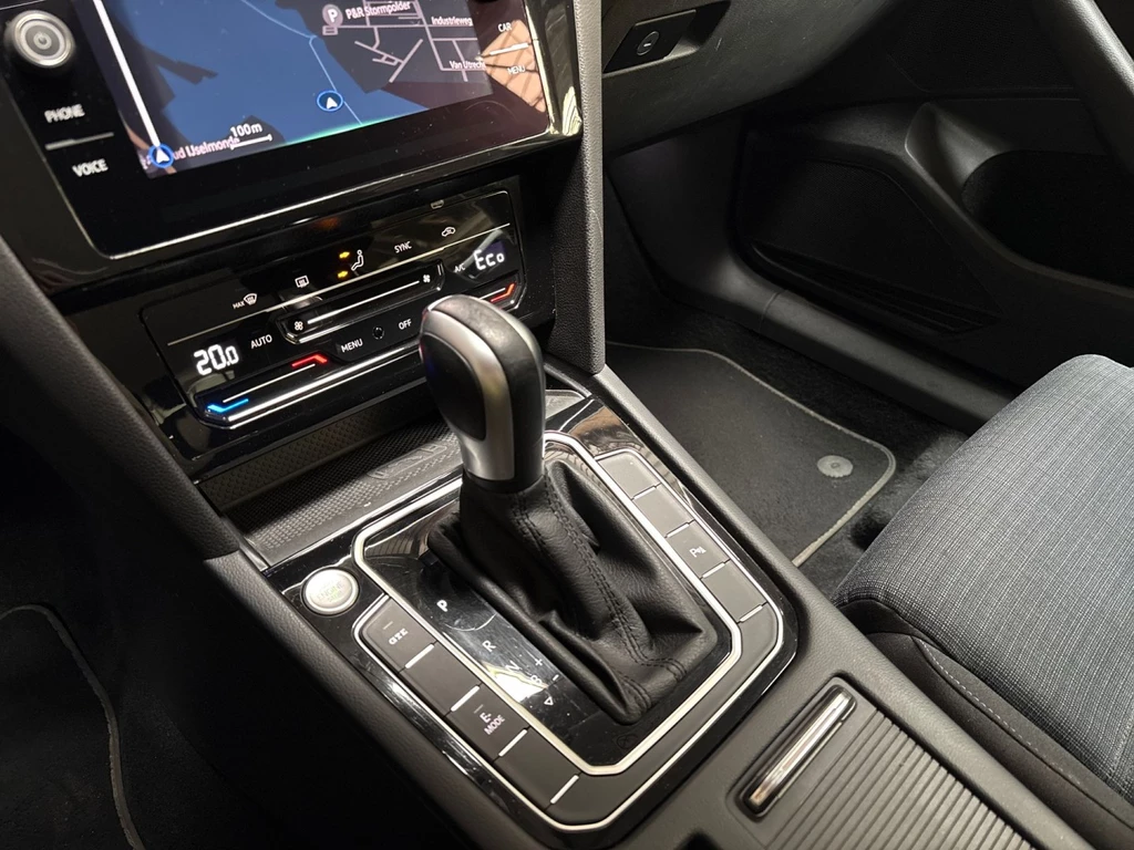 Volkswagen Passat – foto 10