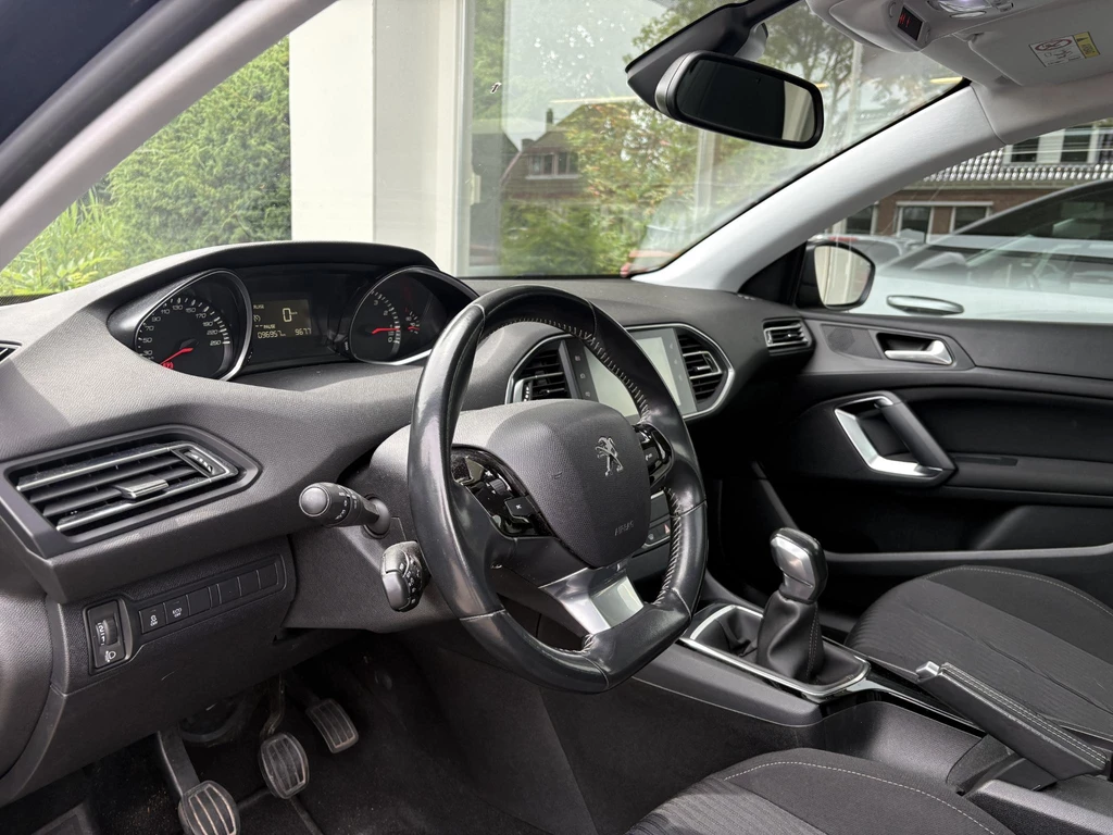 Peugeot 308 – foto 11