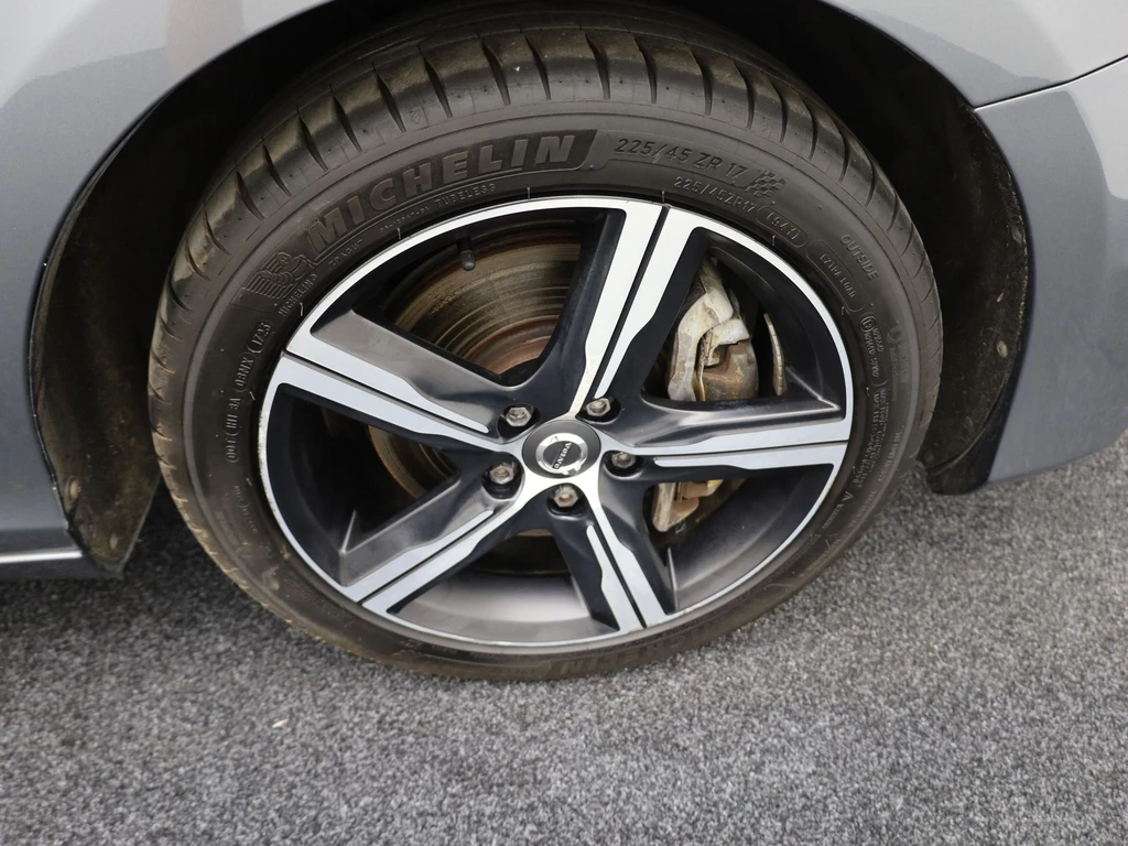 Volvo V40 – foto 32