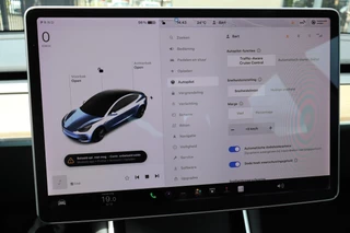 Tesla Model 3 – thumbnail 15