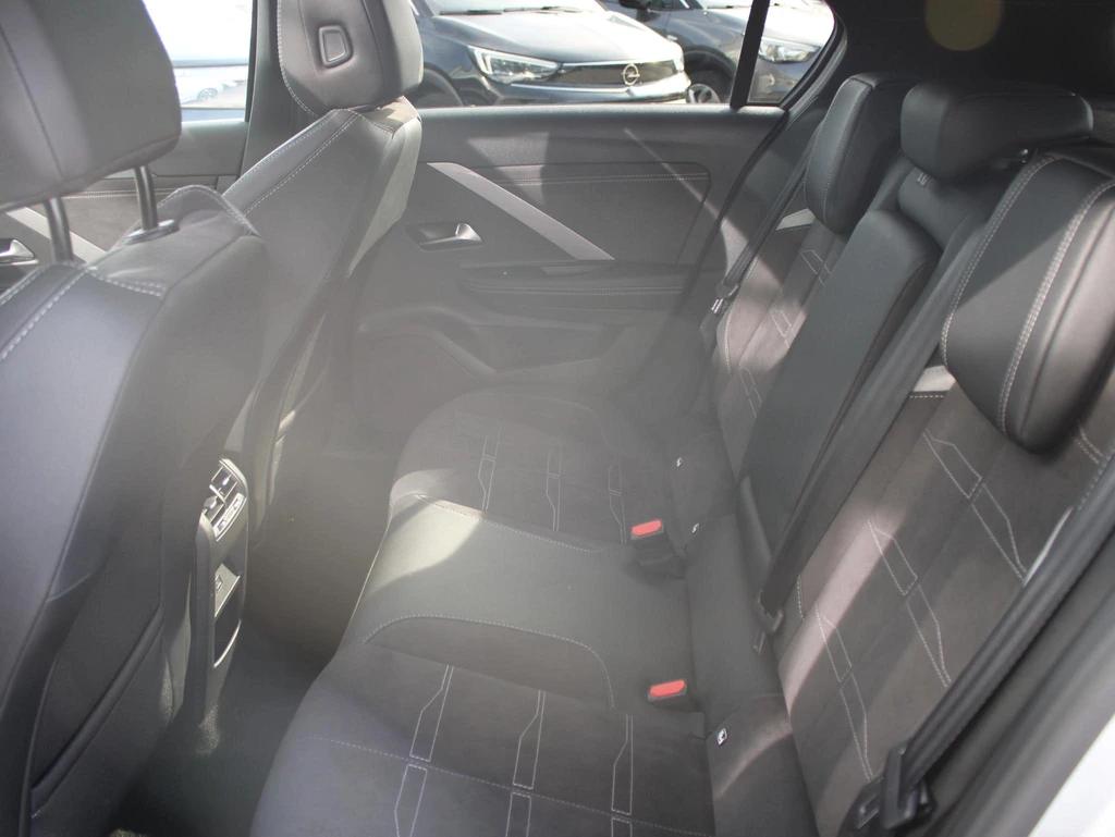 Opel Astra – foto 23