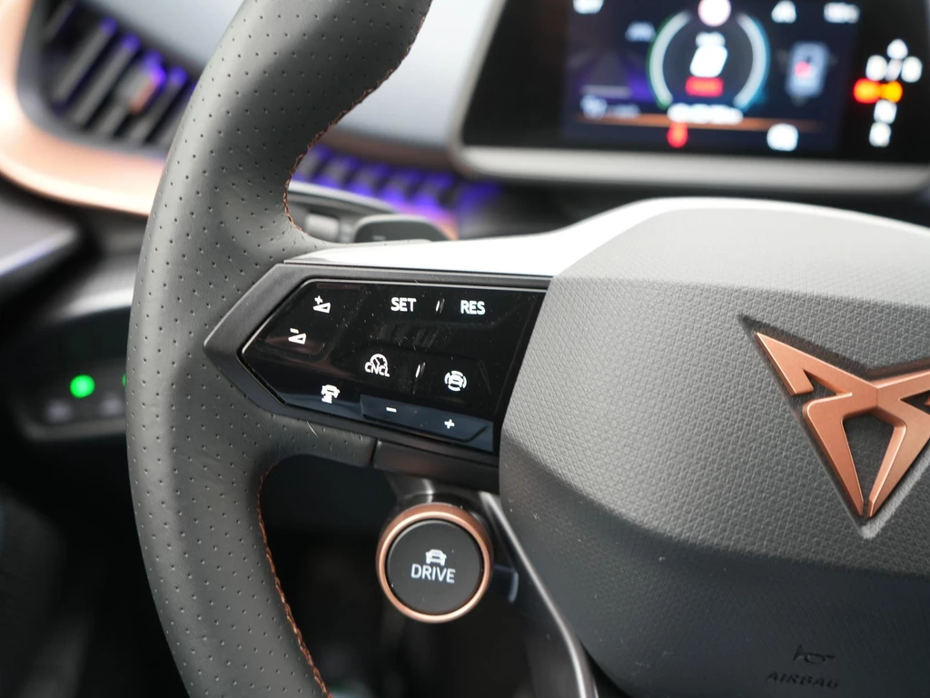 CUPRA Tavascan – foto 16