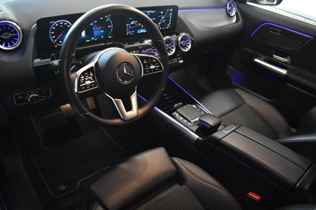 Mercedes-Benz EQA – foto 10