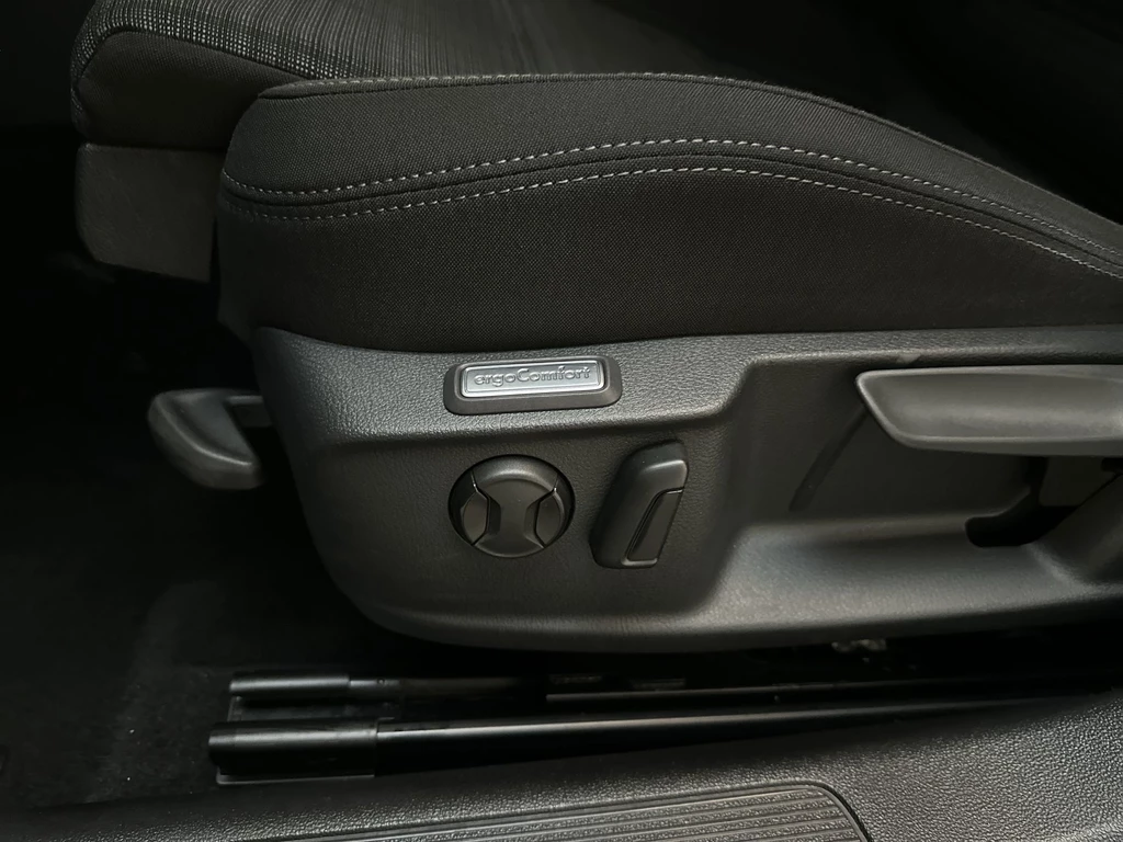 Volkswagen Passat – foto 21