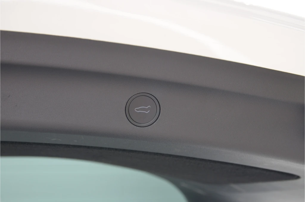 Tesla Model Y – foto 34