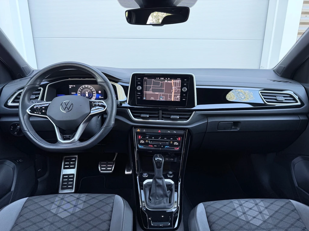 Volkswagen T-Roc – foto 10