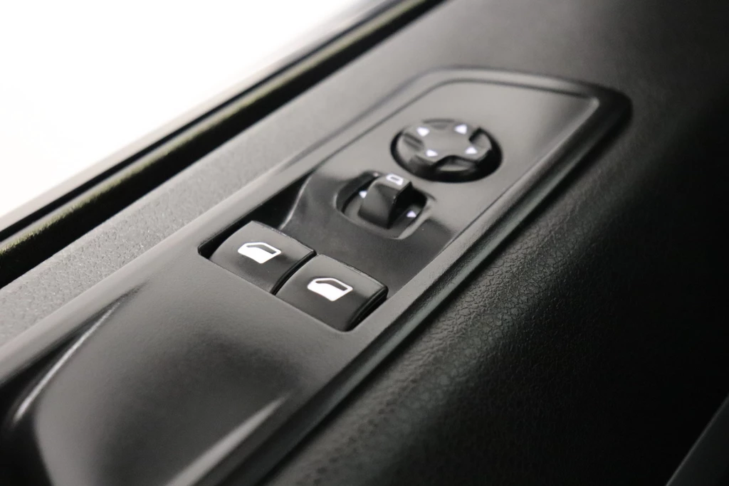 Opel Vivaro – foto 18