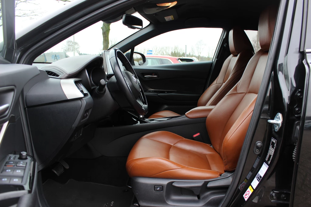 Toyota C-HR – foto 12