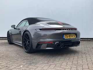 Porsche 911 – thumbnail 18