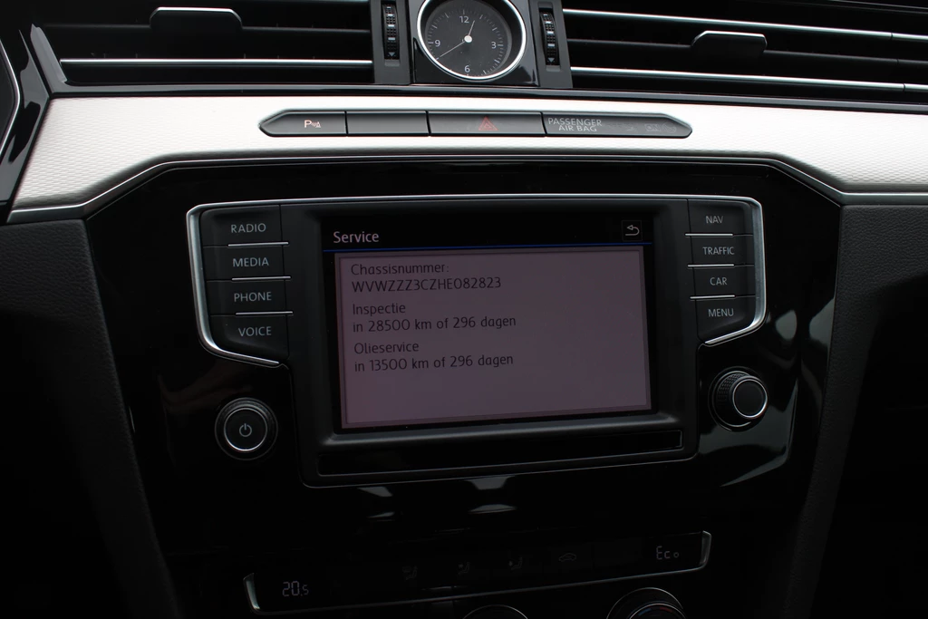 Volkswagen Passat – foto 28