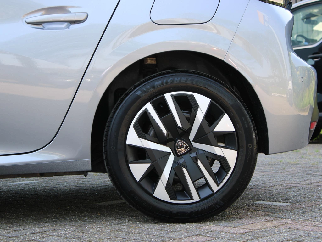 Peugeot 208 – foto 24