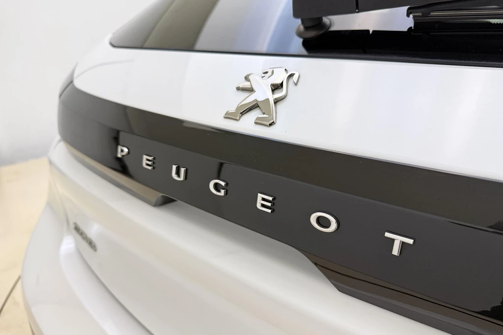 Peugeot 208 – foto 17