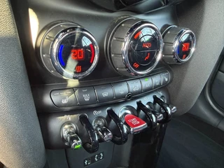 MINI Cabrio – thumbnail 23
