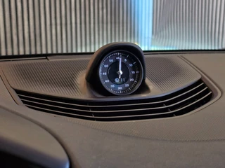 Porsche Taycan – thumbnail 25