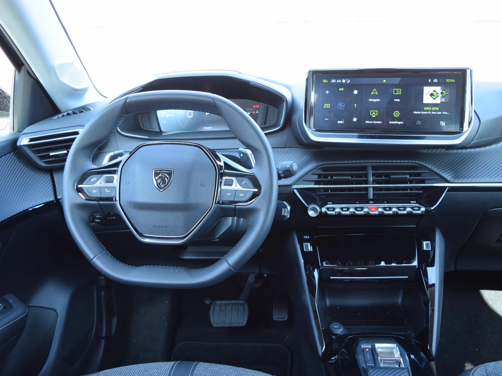Peugeot 208 – foto 8
