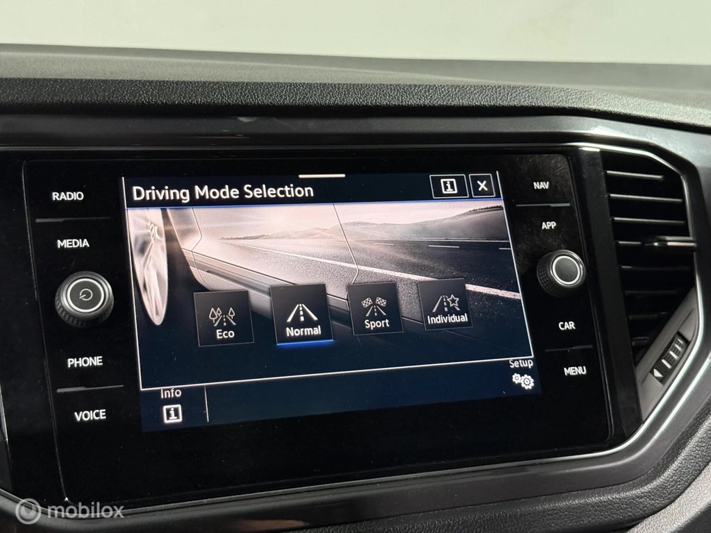 Volkswagen T-Roc – foto 39